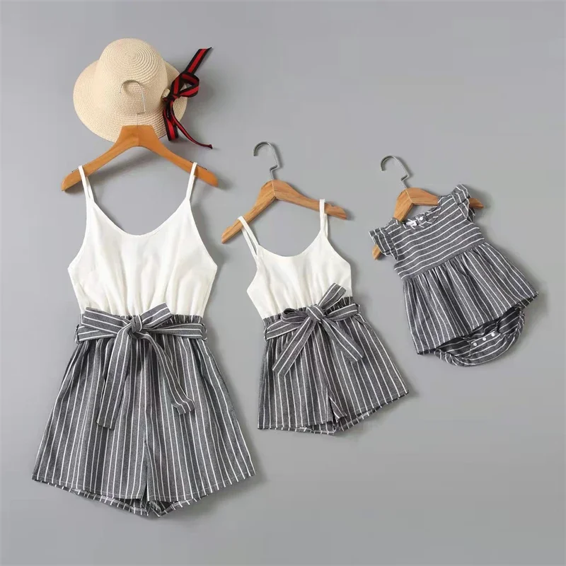 

One-Piece Mommy and Me Dresses Clothes Fashion Woman Girls Cotton Jumpsuits Striped Mother Daughter Matching Overalls Family Set