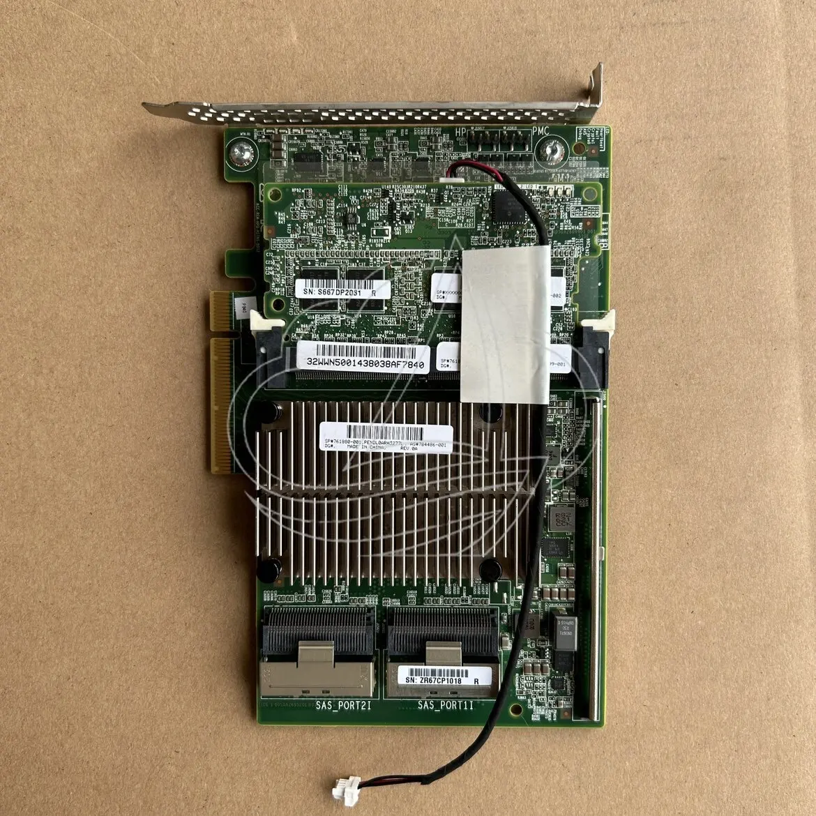 P840 RAID Controller Card with 4GB Cache Suitable for Server Storage Array Expansion