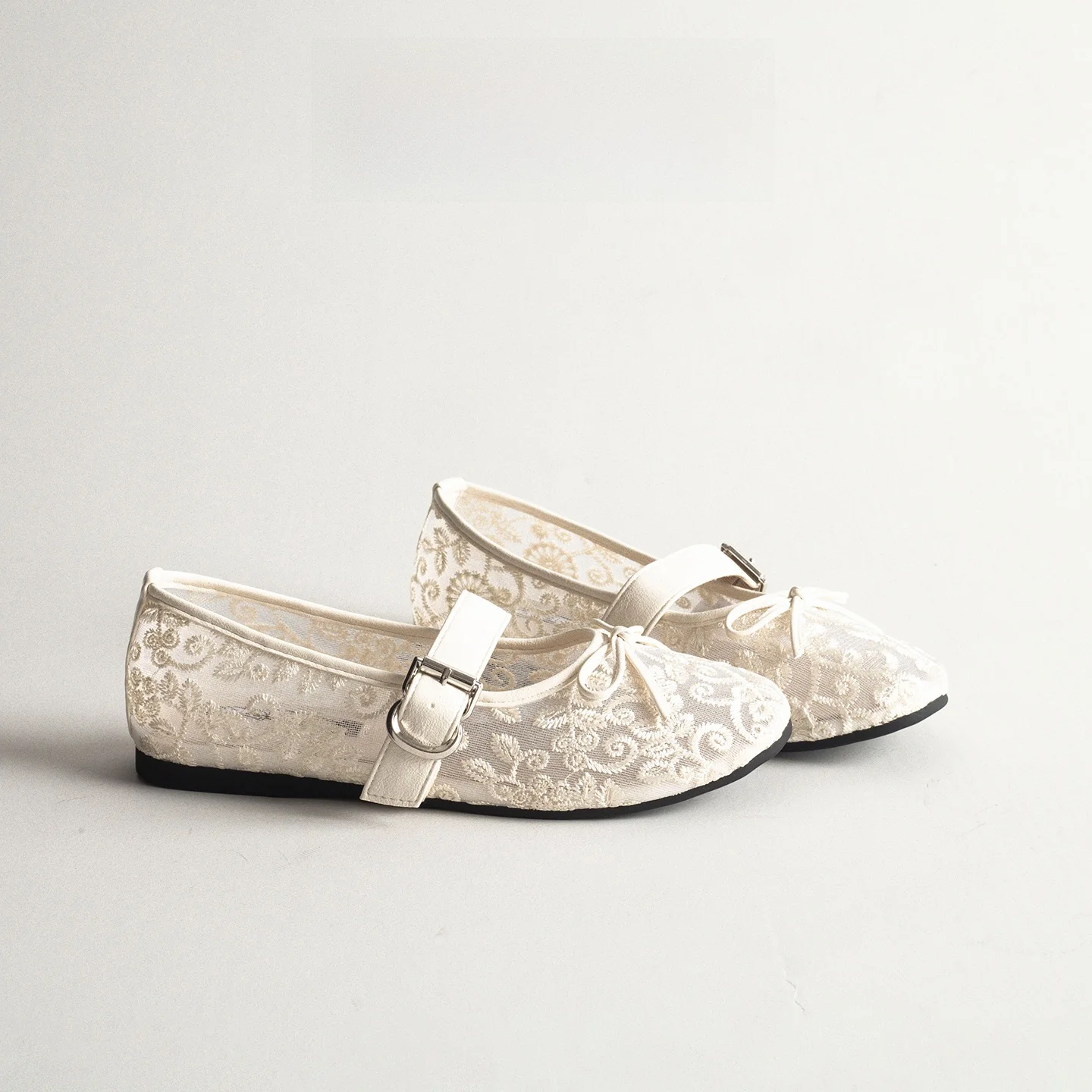 

Fashionable Fairy Tale Style Lace Mary Jane Shoes Women's Versatile Knot Slip-On Breathable Flat Heel Synthetic Lea...