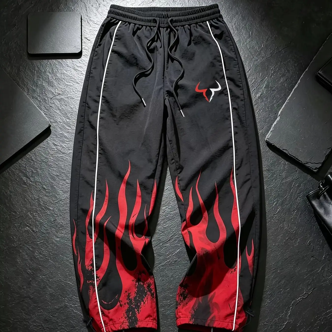 Herren-Freizeithose mit geradem Bein, gestreift, Y2K-Retro-Stil, leichte Jogginghose, lockere Trainingshose zum Wandern und Tanzen – Detail 1