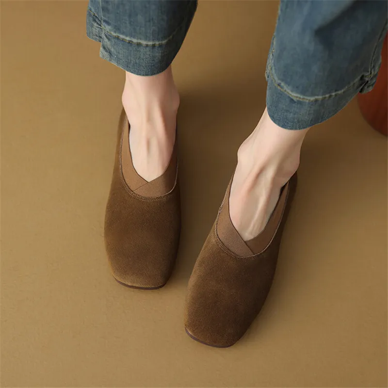 2023 Spring Women Casual Shoes Cow Suede Low Heels Shoes for Women Square Toe Chunky Heel Shoes Soft and Comfortable Women Pumps