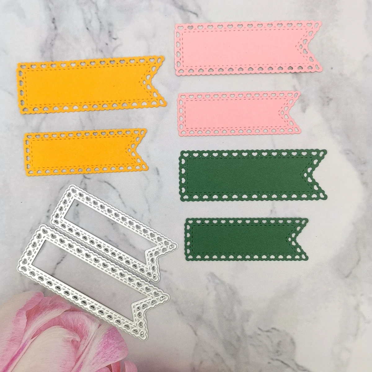 Alinacutle Metall-Stanzformen, geschnitten, 2 Stück, Banner, Anhänger, Herzkante, Fischschwanz, Flagge, Scrapbooking, Papierhandwerk, Album, Kartenstanzer, Kunstsnijder
