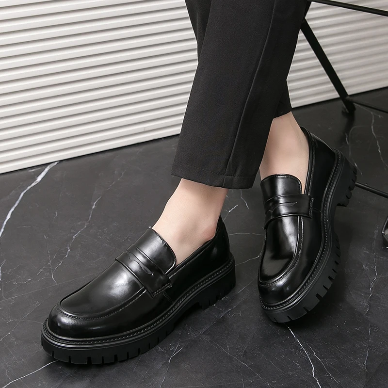 

Thick-soled Men Business Loafers Black Pink Men One-legged Casual Comfortable Fashionable Leather Shoes and Social Shoes Men