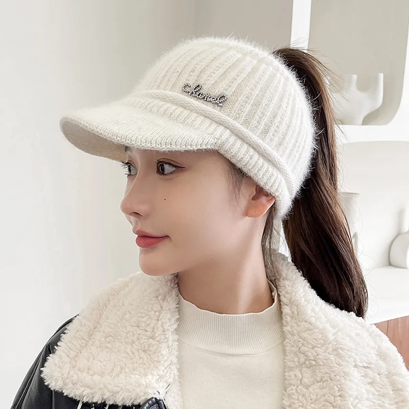 الخريف والشتاء الكورية نمط تنوعا الأرنب الفراء محبوك قبعة الإناث صوف مبطن الدافئة حفظ بطة اللسان عاريات قبعة