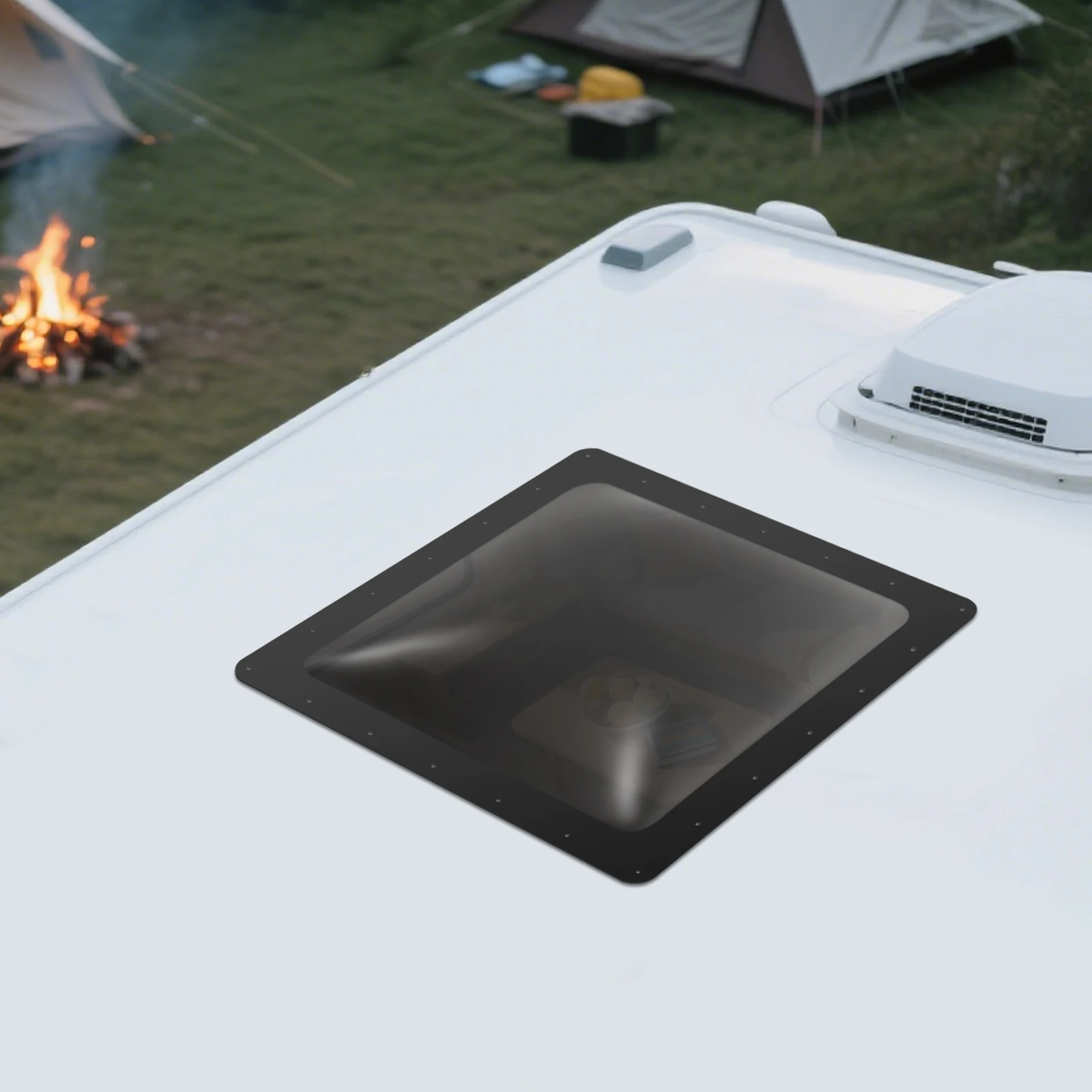 Lucernario per camper Cupola esterna PC Resistente ai raggi UV Isolamento termico trasparente Resistente agli urti Facile installazione per la luce superiore del camper universale
