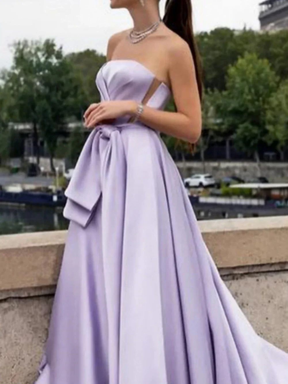 맞춤형 댄스 파티 드레스 우아한 Strapless Empire a 라인 파티 드레스 바닥 길이 민소매 새틴 셔링 정장 저녁