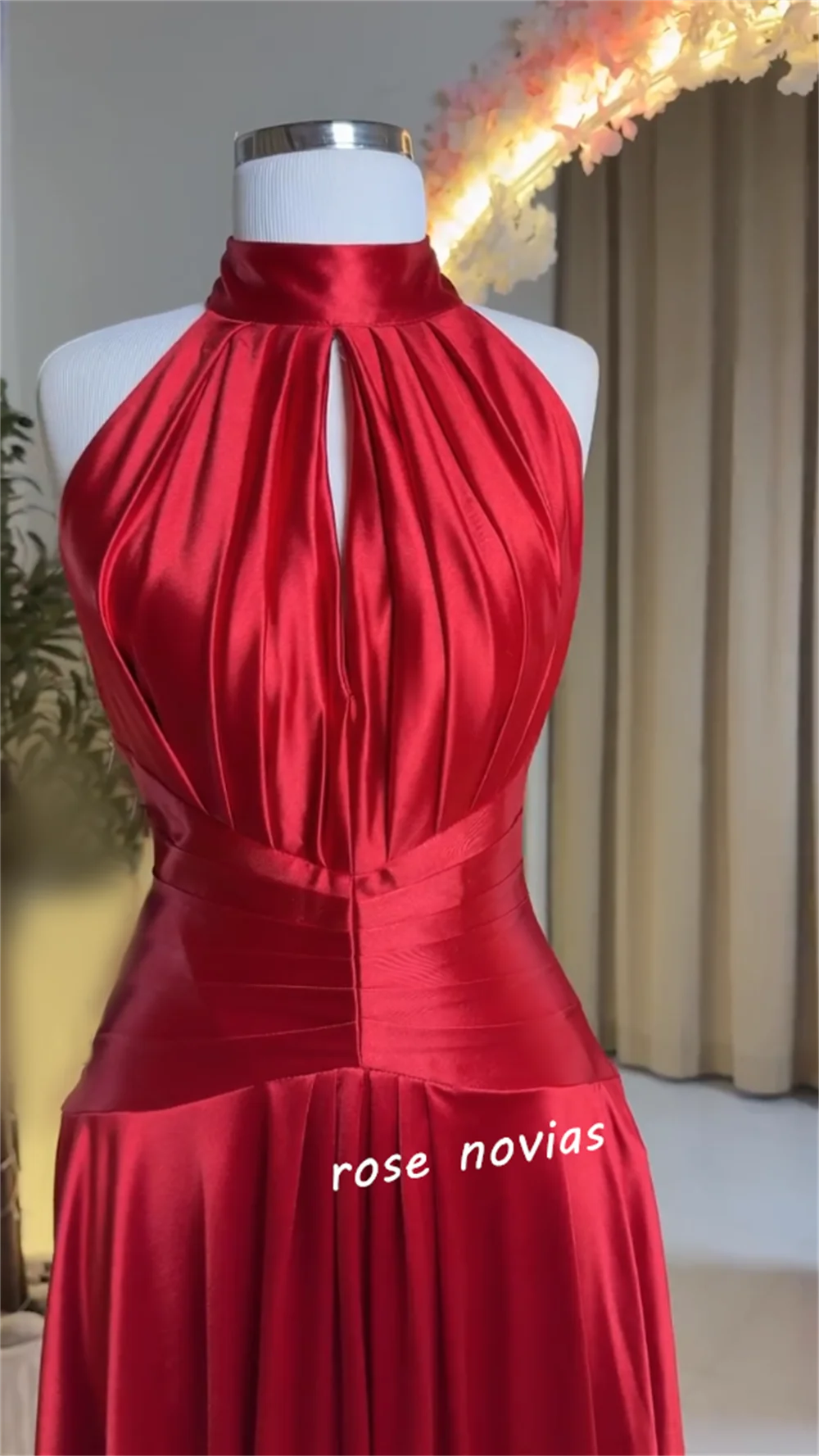 Abito da festa personalizzato Charmeuse Piega Collo alto Backless Abiti lunghi rossi Occasioni su misura Classico Elegante Semplice
