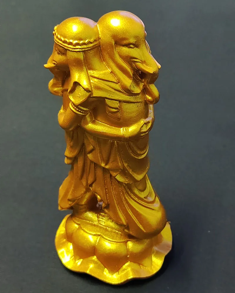 

QH087 - 10X4.8X4.5 CM Hand Boxwood Carving : Golden Kangiten Man Figurine