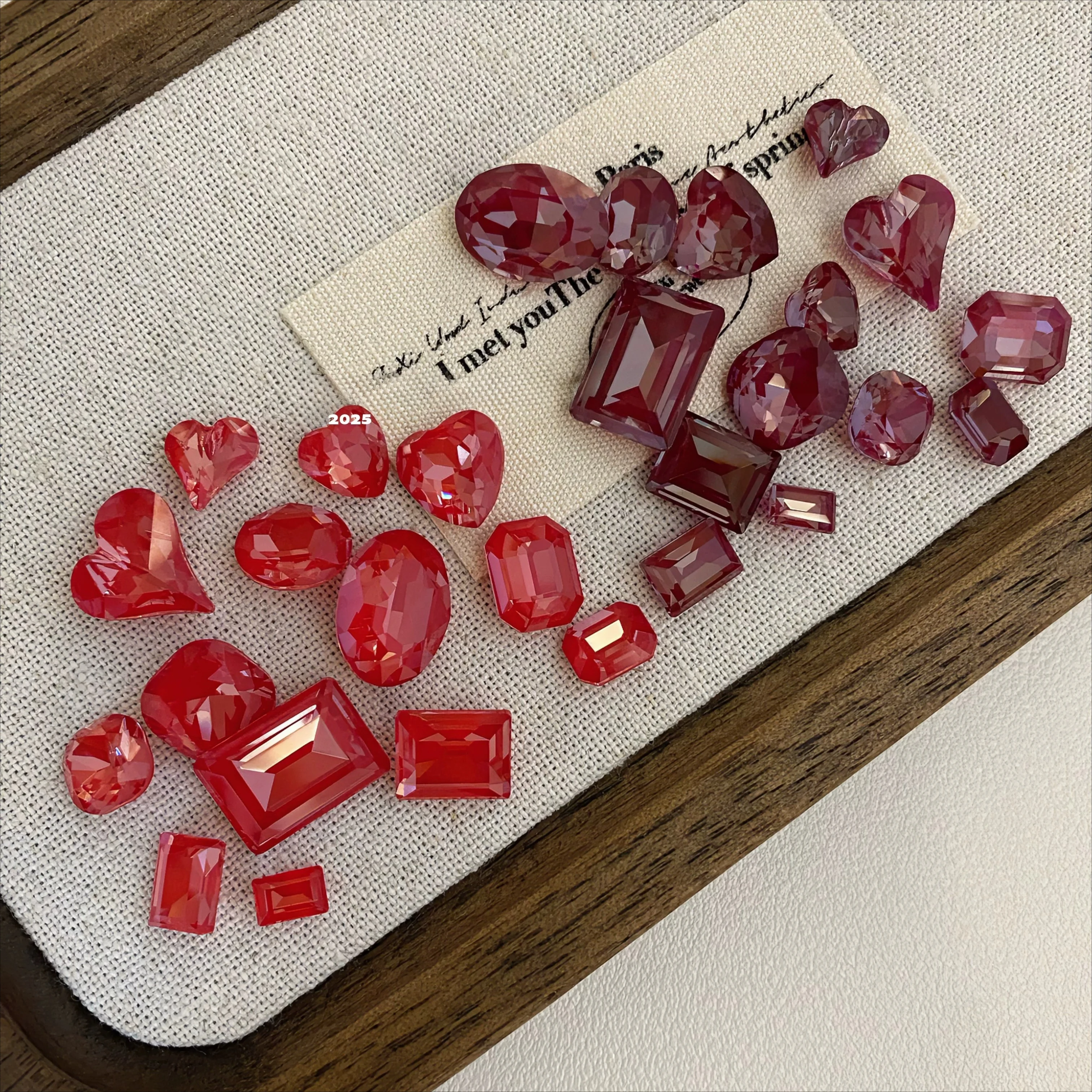 Ankora Red Pointed‑Back Rhinestone Cluster Low‑Saturation Retro Red Nail Charms Autumn Winter 3D Stacked Decor For DIY Manicure