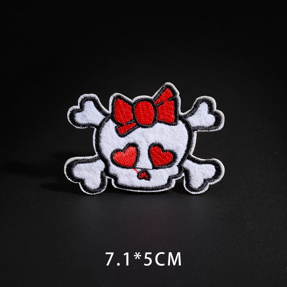 Punk style skull embroidery Patches Clothe Embroidery Applique Iron-On Decorative Handmade Clothes Jeans Badges
