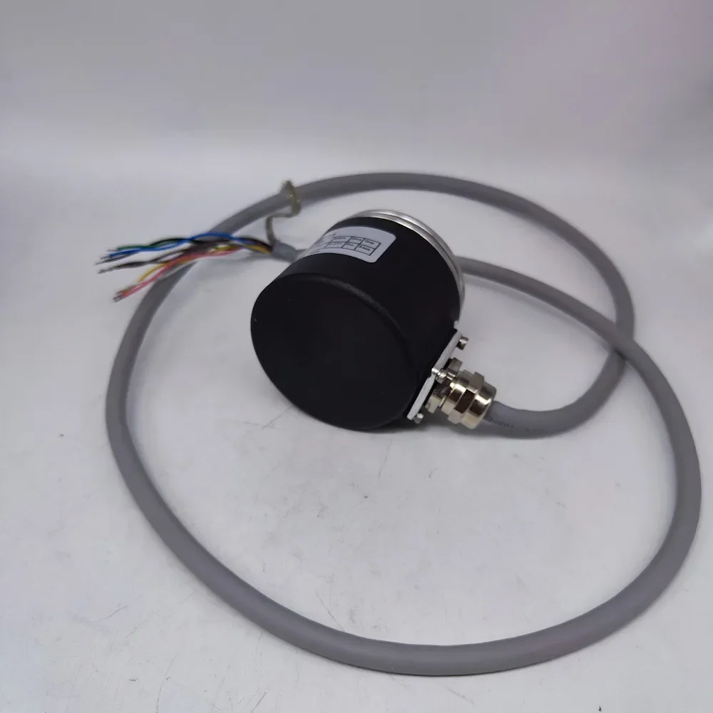 NEW CAS60RS12A10V1B Absolute Encoder 5V Voltage Encoder 4096ppr