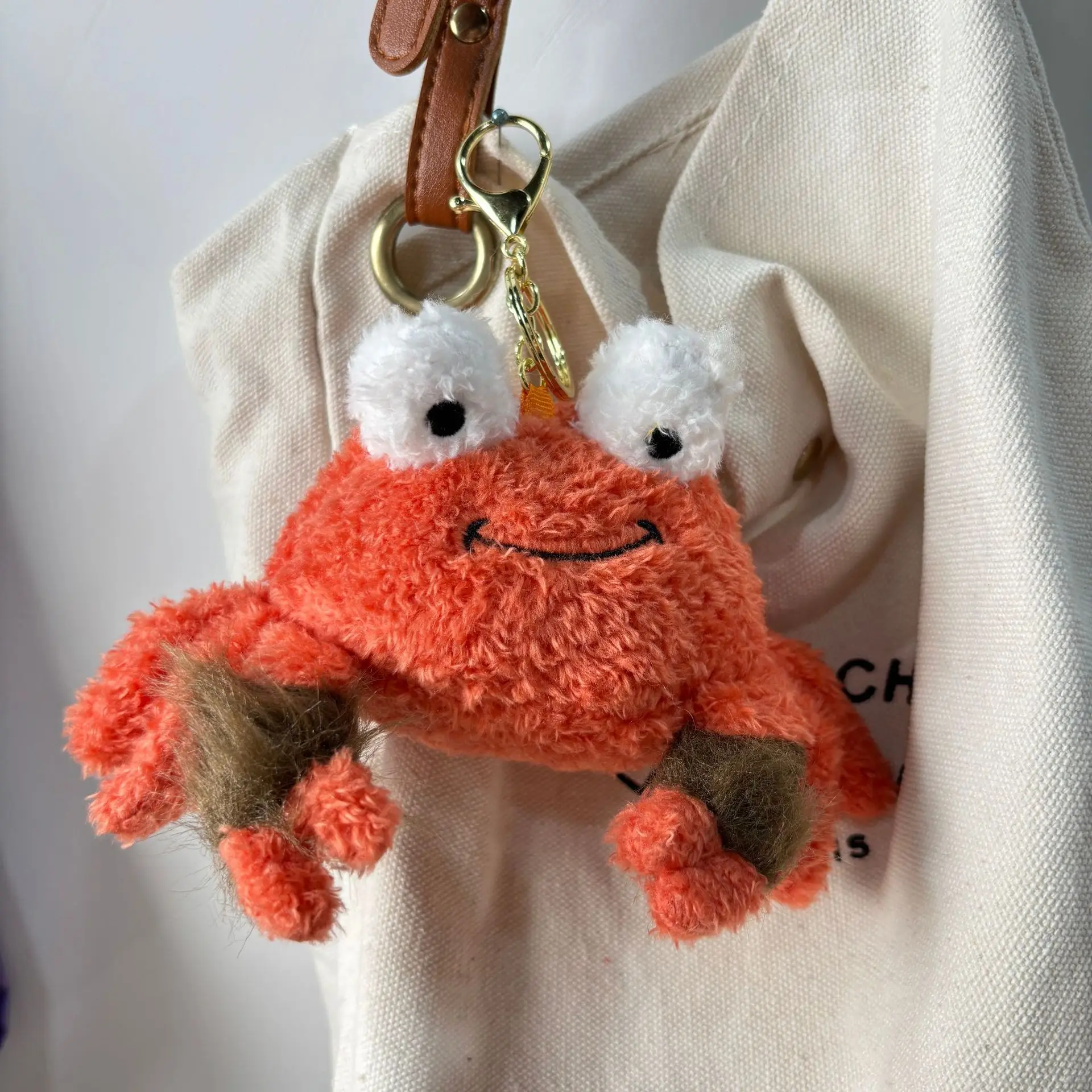 귀엽고 재미있는 큰 눈 게 인형 열쇠고리 창의적인 가방 장식 생동감 있는 게 인형 해양 동물 인형 열쇠고리 선물