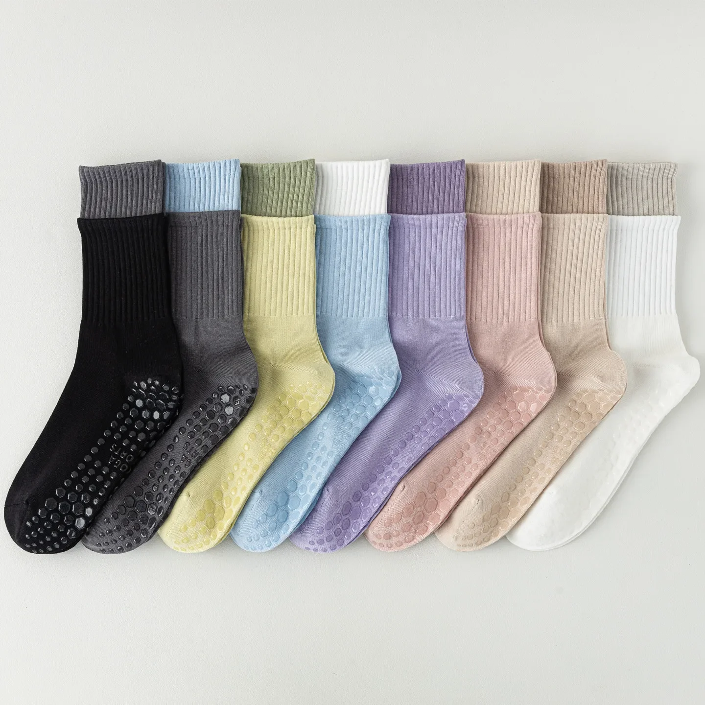 Chaussettes de Yoga antidérapantes aux couleurs assorties pour femmes, chaussettes de sport professionnelles pour Pilates, tricotées en coton, pour gymnastique, Fitness, entraînement en salle