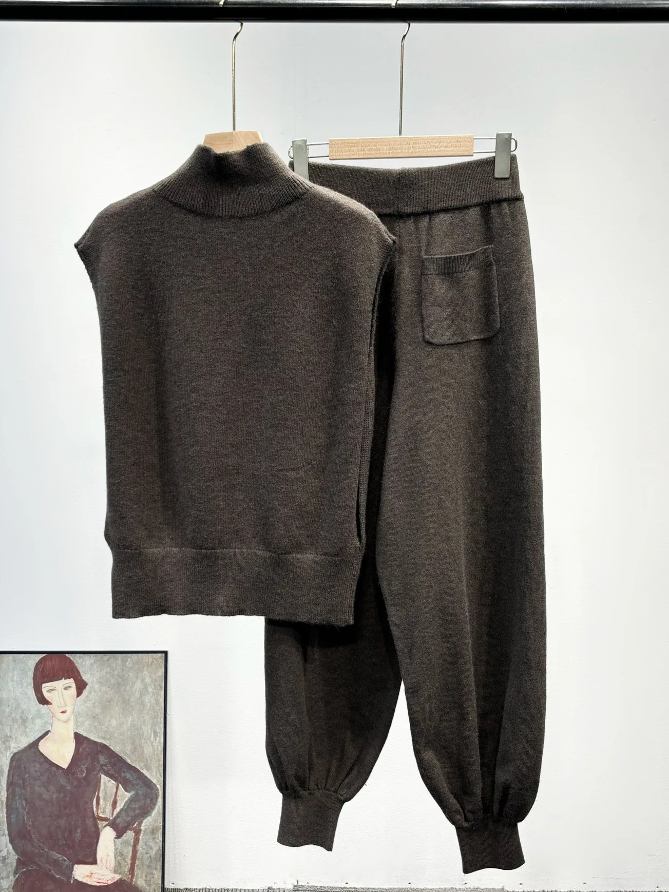 2025 Women's Autumn and Winter Sports Fashion Harlan Pants Two-piece Set