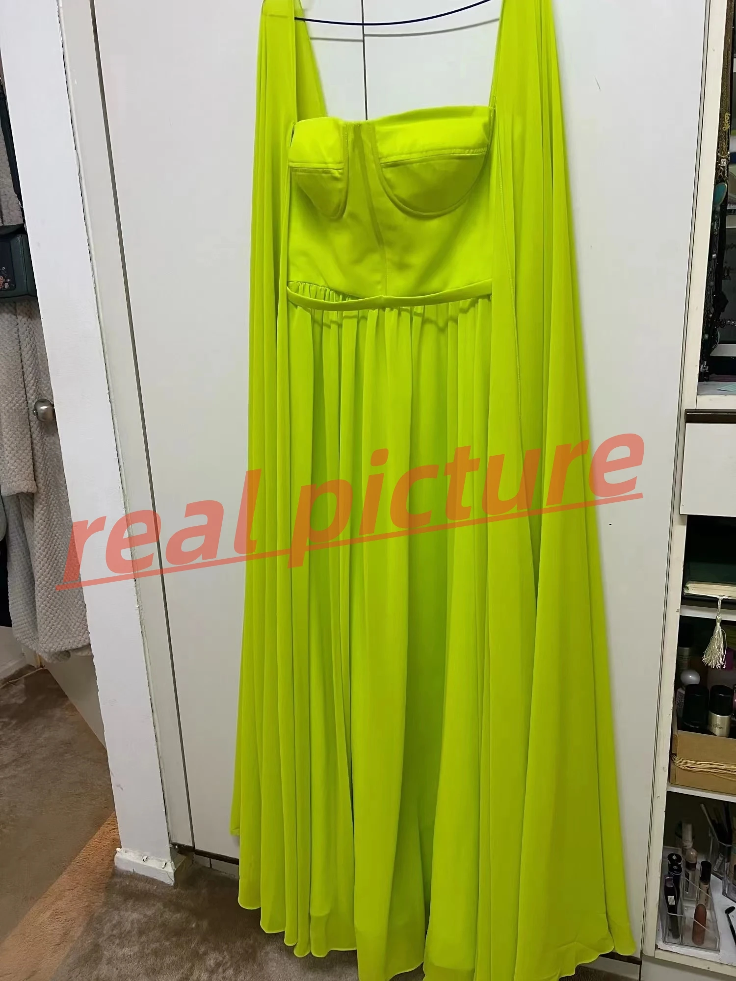 2024 A-Line Elegant Evening Dress Sleeveless Strapless Capes Chiffon with Ruched Party Dress Formal Special Occasion Prom Gown