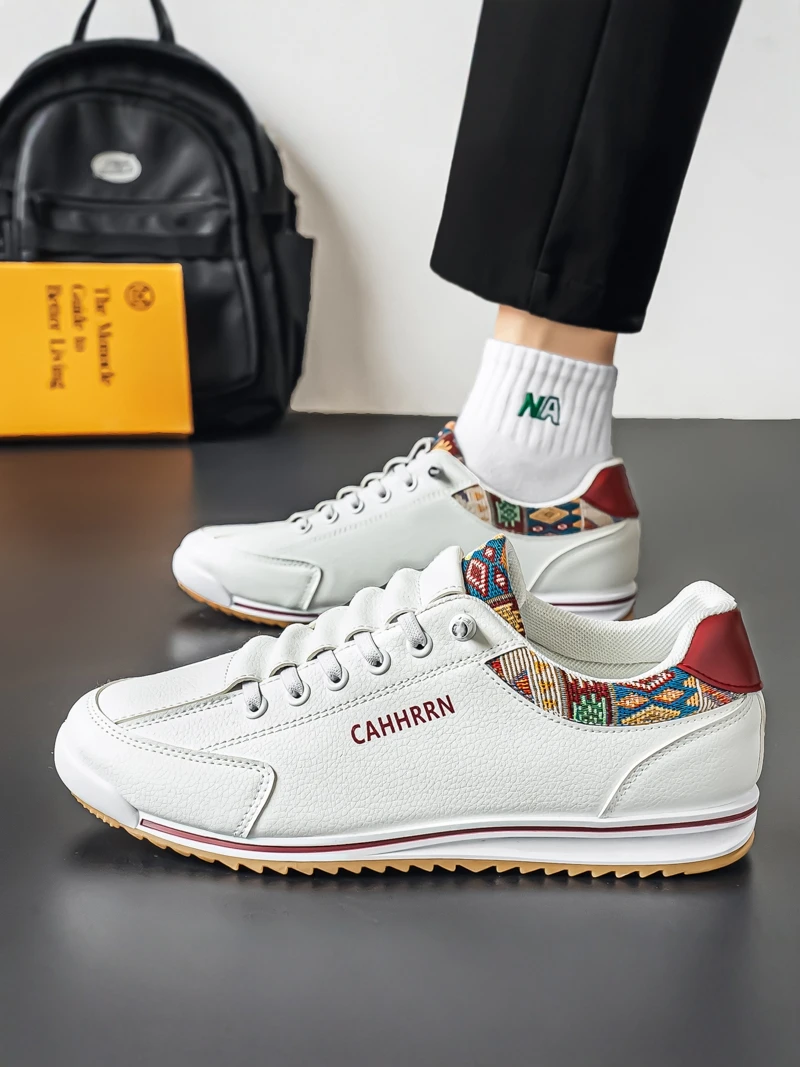

Men's Casual Leather Shoes 2026 New Style Spring Summer Breathable Soft Bottom Work Shoes Fashionable All-Match Outdoor Sneakers