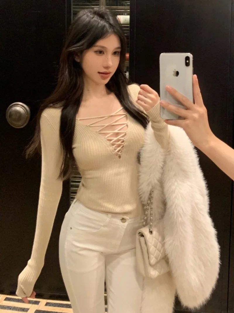 Pullovers Women Low-cut Hollow Out Sexy Hot Female Knitted Skinny All-match Basic Inner Daily Korean Fashion Autumn Top Pure