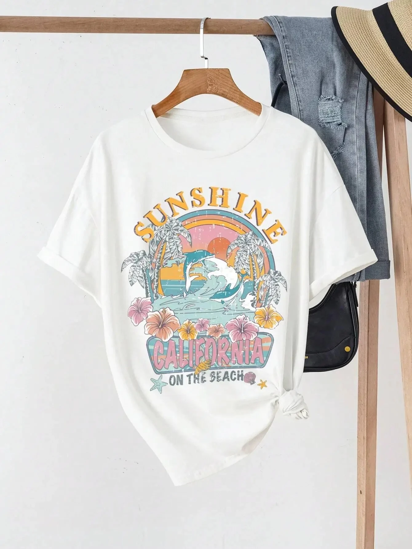 Sunshine California on The Beach Letter Graphic Tshirt Women Casual Short Sleeve Clothes Street Loose T-Shirt Women Clothing Y2K