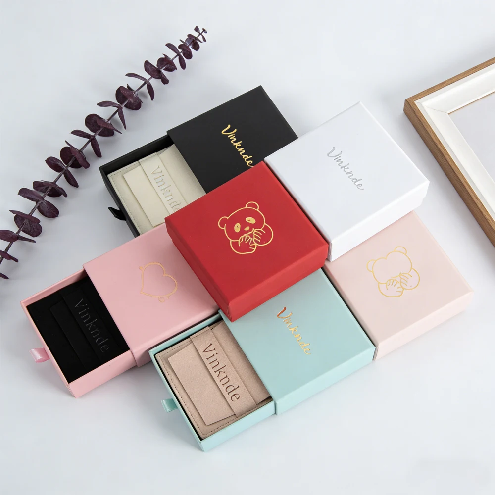 

24 шт. картонных коробок для ювелирных изделий с индивидуальным логотипом, выдвижные ящики для ожерелий, с пенопластом, микрофиброй и бархатом, мешочки для хранения серег