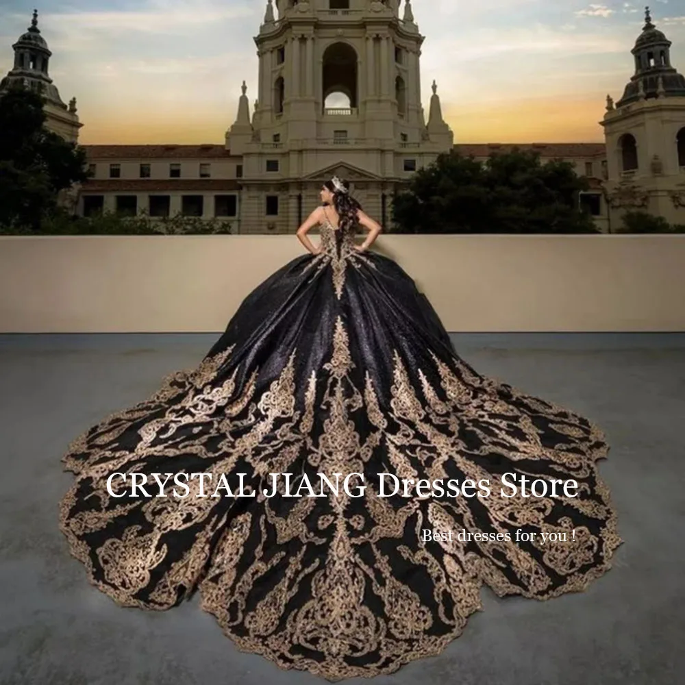 Sexy schwarze lange Spaghetti träger ärmel los mit goldenen Applikationen Ballkleid vestidos de quinceañera 2024