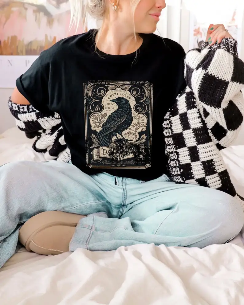 

Gothic Raven Extra Light T-Shirt Crow Celestial Tarot Card Shirt Goth Bird Animal Tee Witchy Witchcraft Dark Academia Top Stree