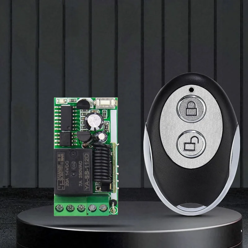 Universal Dc 12 V 1…