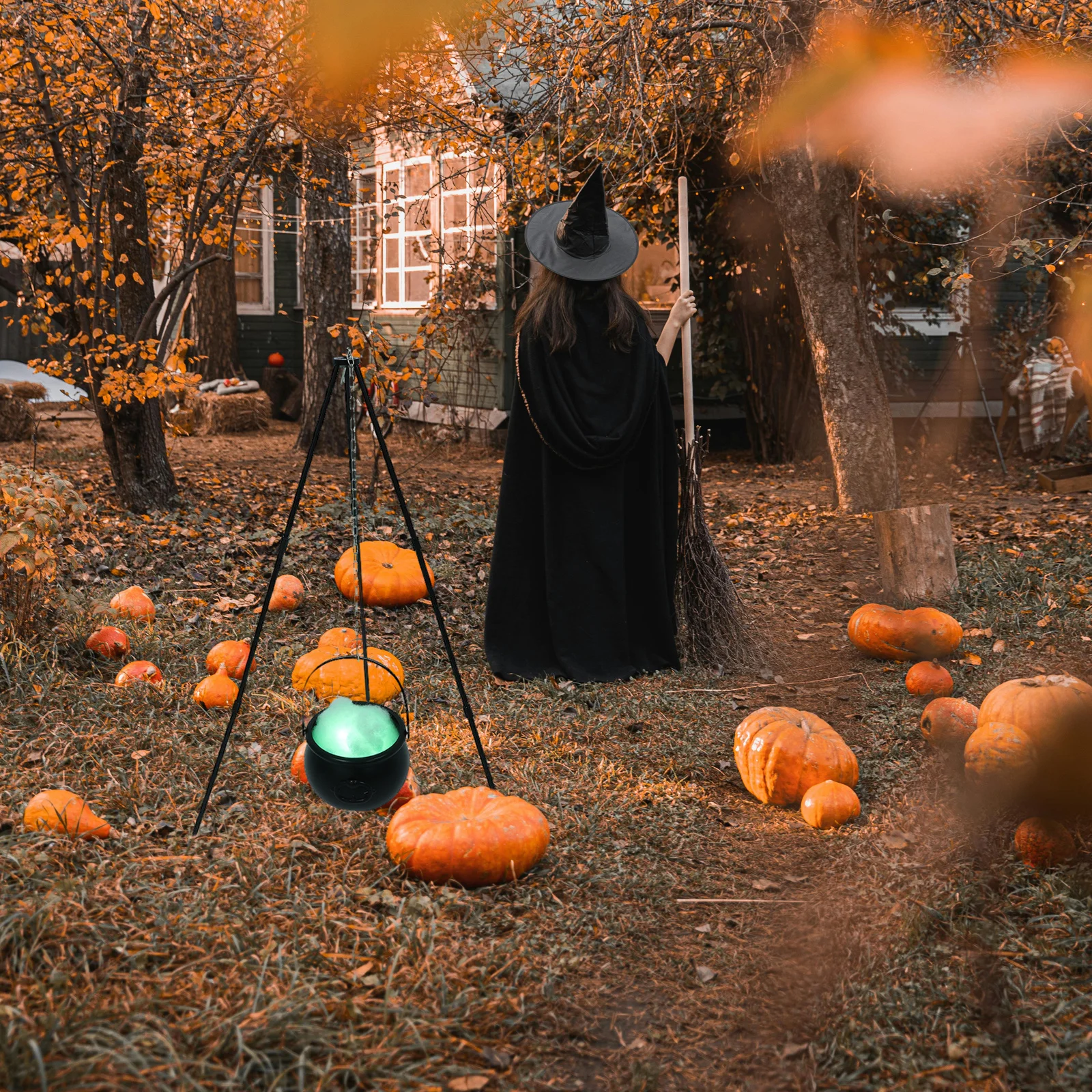 

1Set Halloween Witch Cauldron Tripod Decorative Witch Pot Glowing Cauldron for Party Lighting Halloween Decorations