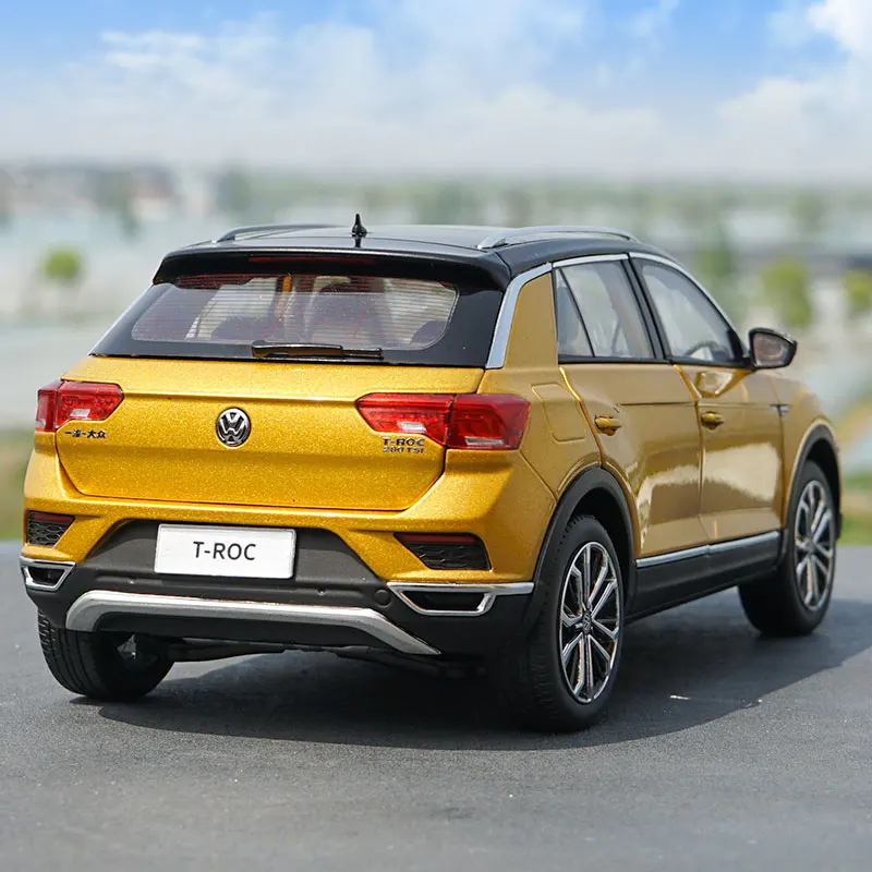 دييكاست 1/18 مقياس VW T-ROC سبيكة سيارة نموذج T-ROC 280STI 2018 لعب المركبات لعب للأولاد هدية الصندوق الأصلي