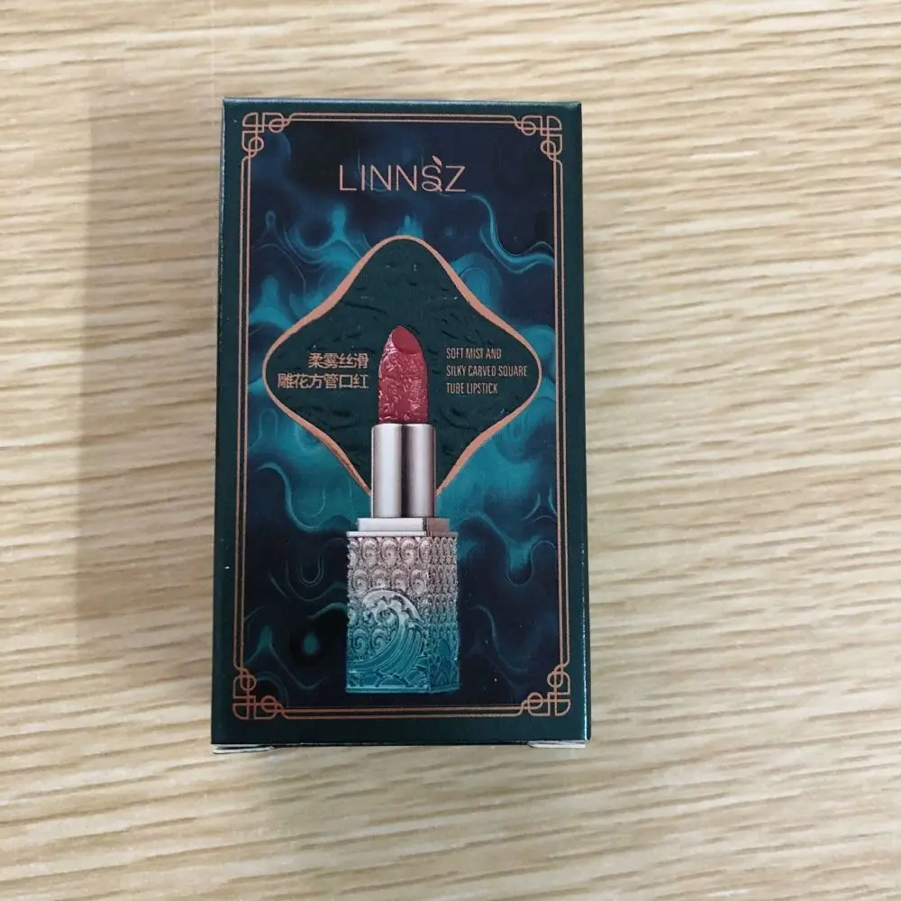 Flor Fénix pluma tallada lápiz labial taza antiadherente estilo nacional niebla mate terciopelo labio esmalte mate Retro bálsamo labial mujeres
