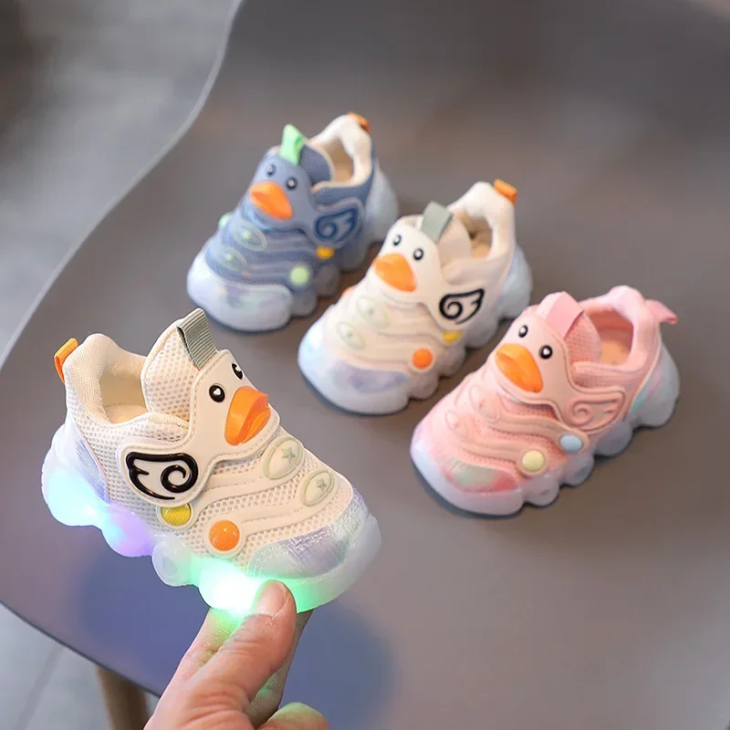 Bambini Led scarpe Casual Cute Cartoon Duck Sneakers Toddler incandescente scarpe da Tennis ragazzi ragazze scarpe sportive in Mesh traspirante