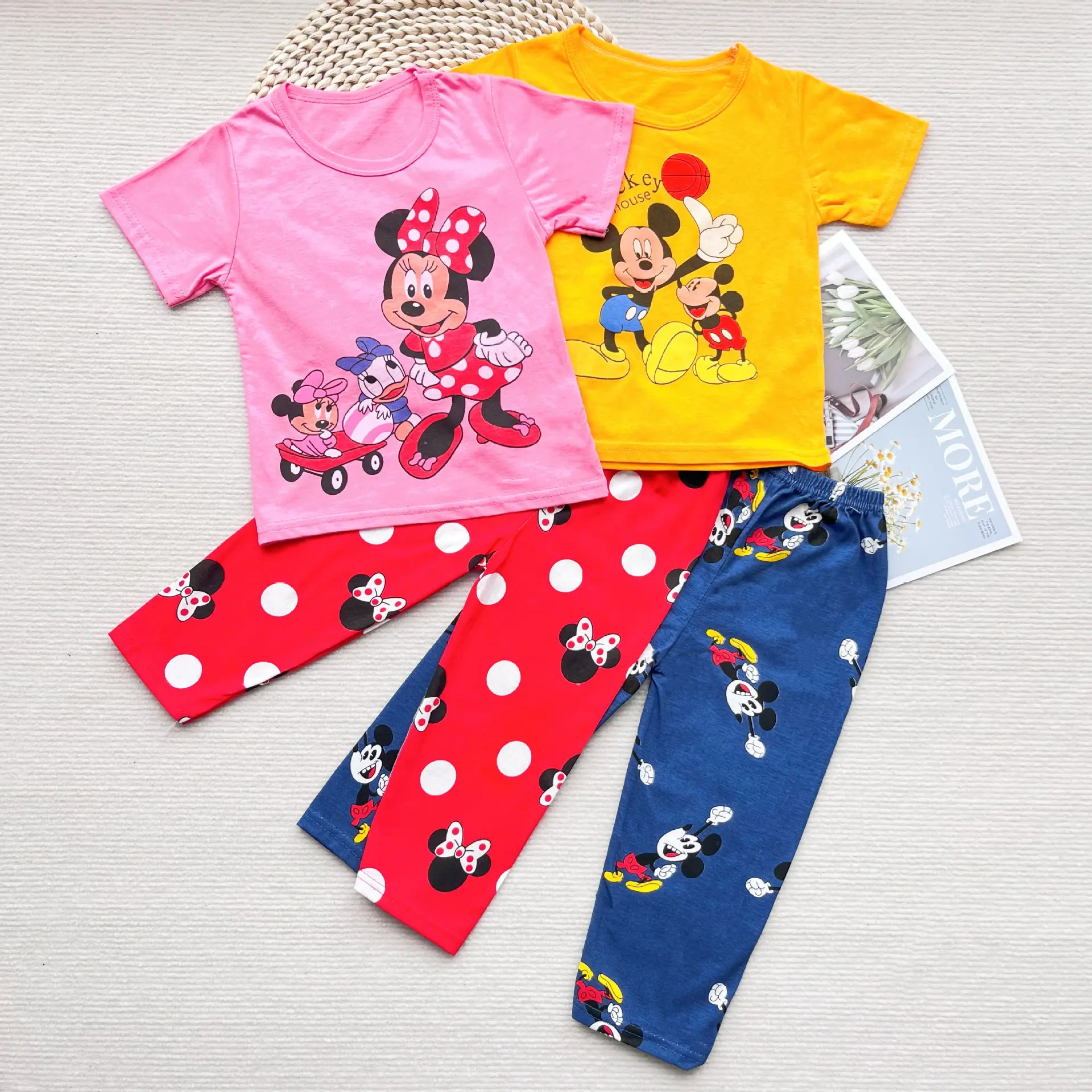 

Baby Girls Boys Pajama Sets Children Mickey Mouse Minnie Print short sleeve T-Shirt Tops Pants Homewear Suit Big Kids Loungewear