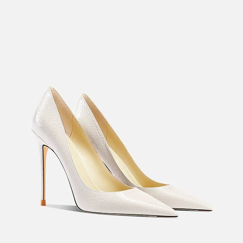 New beige high heels for women with pointed toes and slim heels, exuding a comfortable and comfortable commuting style