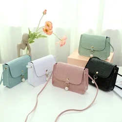 Mode Simpelweg Pu Lederen Crossbody Tas Voor Vrouwen Effen Kleur Schouder Messenger Bag Lady Hanger Parel Reizen Kleine Handtas