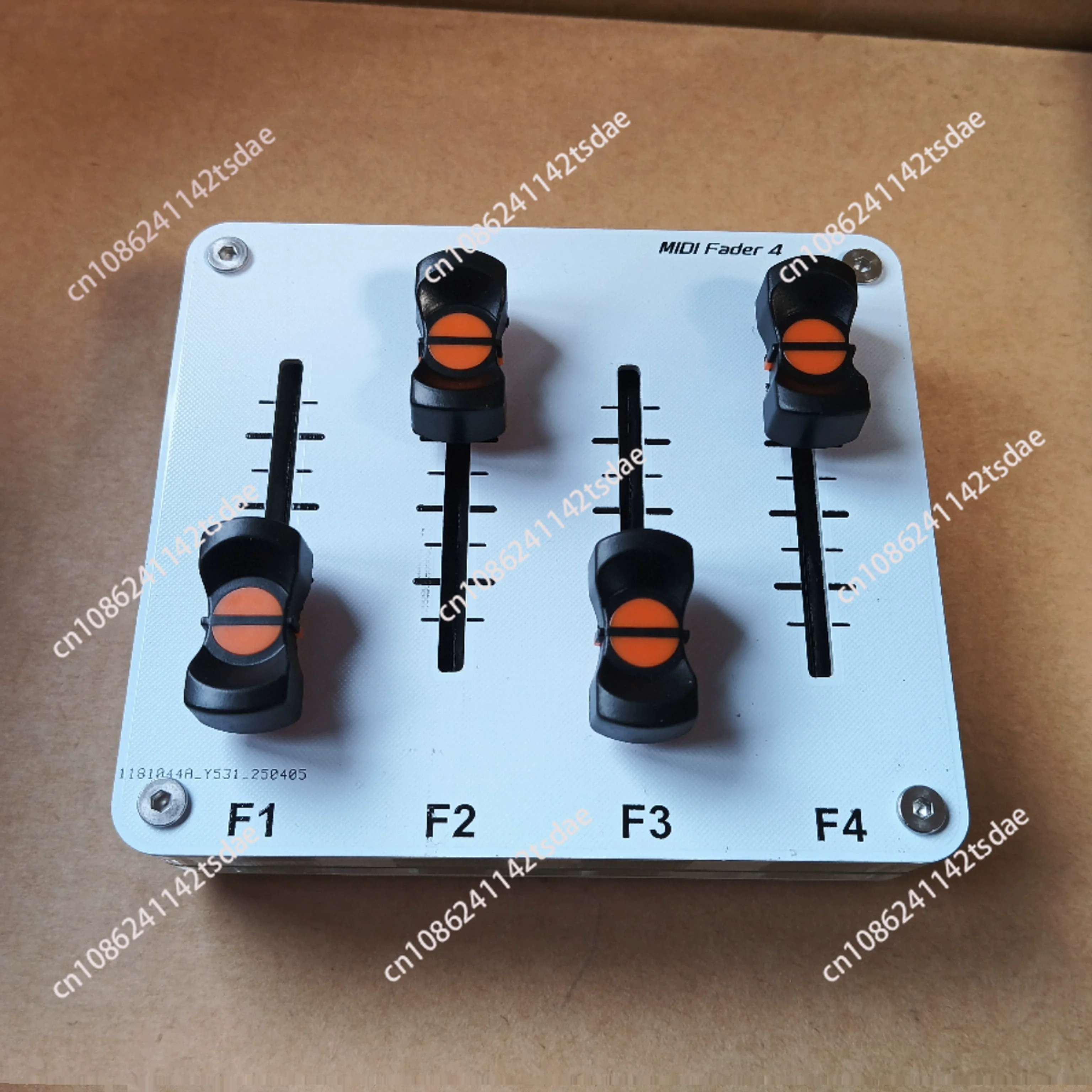 

4-channel MIDI Push Rod 42mm Fader Custom CC Information USB Interface Music Host Software Controller