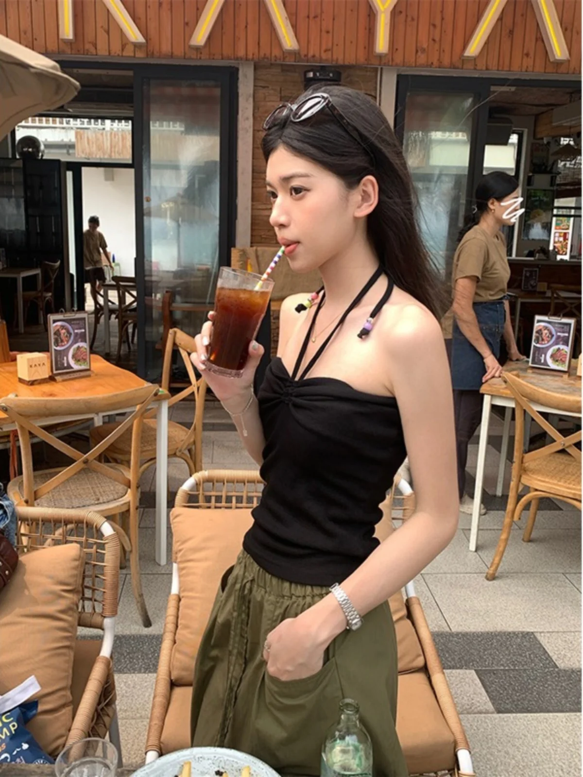 Sexy Vacation Strap Vest Women's Spring 2025 New Slimming Short Top Trendy Neck Hanging Strap Tank Top Commute Sle Pure Color