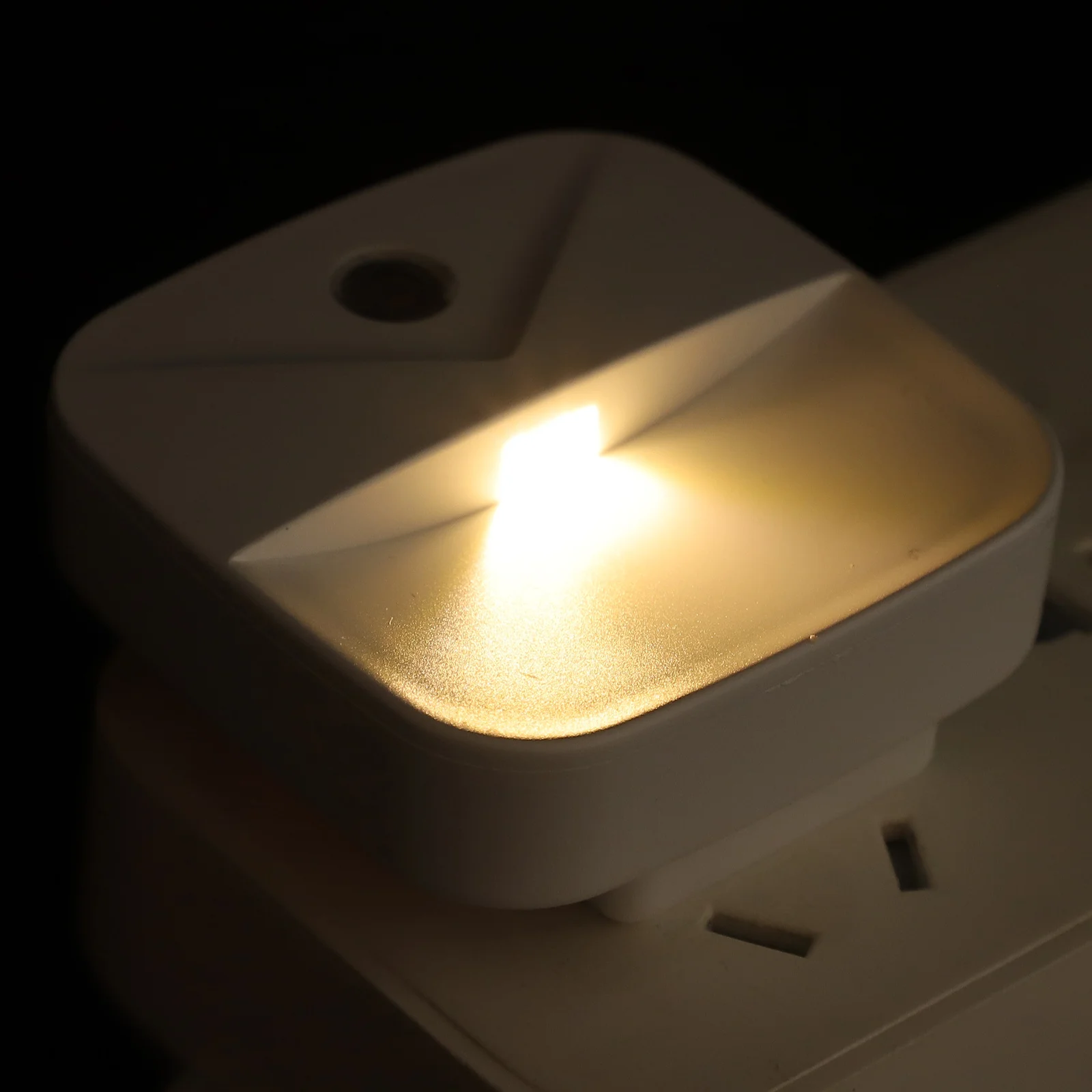 

3pcs Sensor Night Light Led Abs Auto On/Off For Bedroom Bathroom Kitchen Wall Lamp Plug In Nightlight Decorative Room Lights