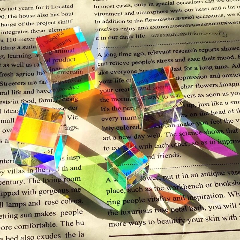 Dichroic X-Cube Sunshine Catcher Prism Glass Cube Rainbow Prism Beam Desktop Figurine Micro Craft Home Lighting Ornament Gifts