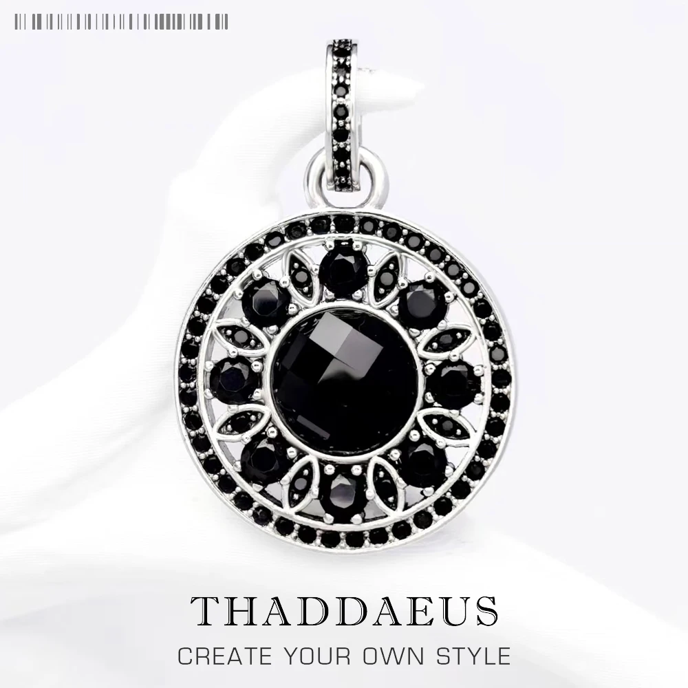 

Женская подвеска из серебра 925 пробы, с черным орнаментом