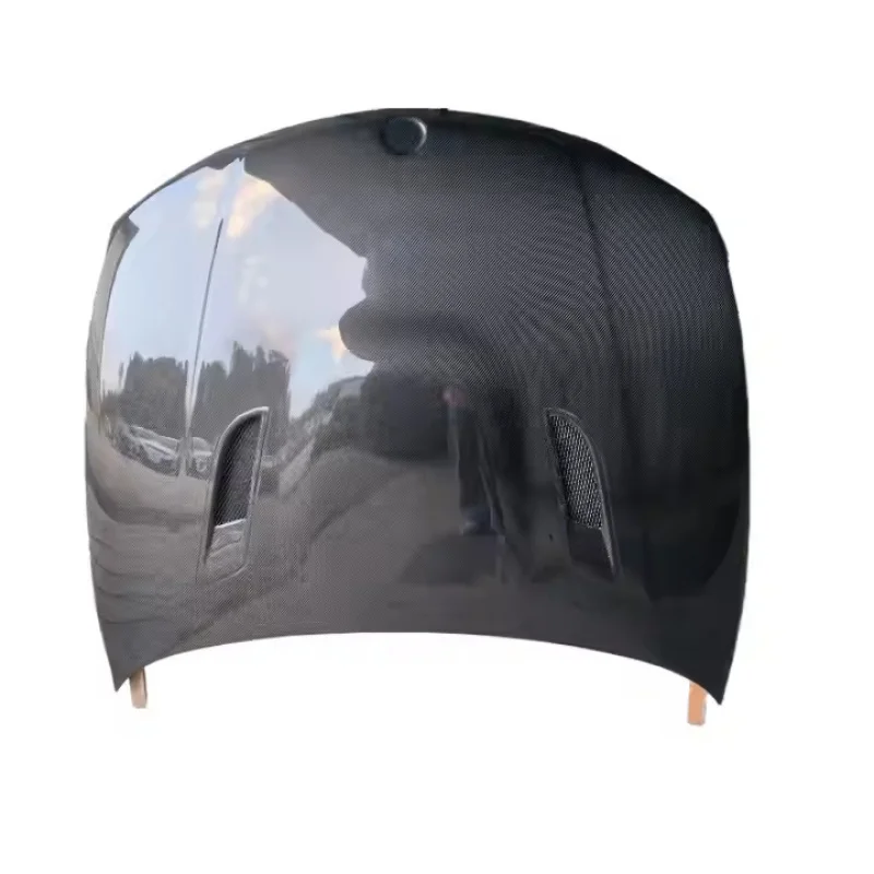 

Suitable for 2008-2013 BMW 1 Series E82 E88 1M, BM Style Carbon Fiber Hood, Power Dome Vented Bonnet