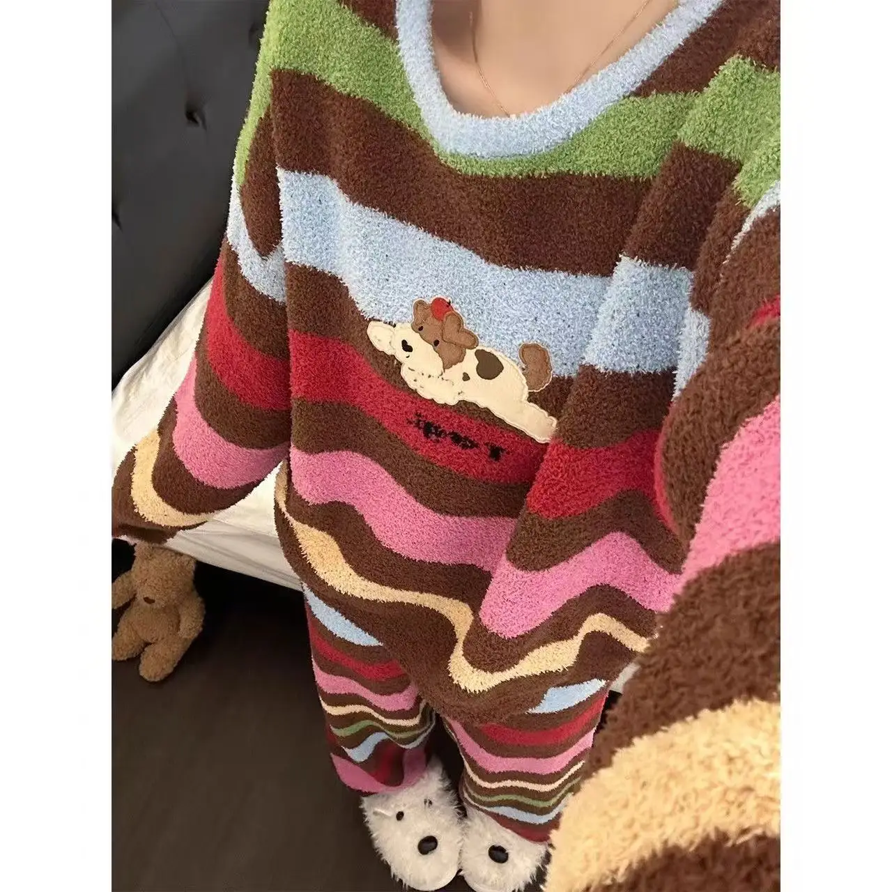 

PJs SetЖенский пижамный комплектЖенская теплая зимняя пижама с ворсомМодная домашняя одежда, пижамыСимний и мягкий пижамный комплект