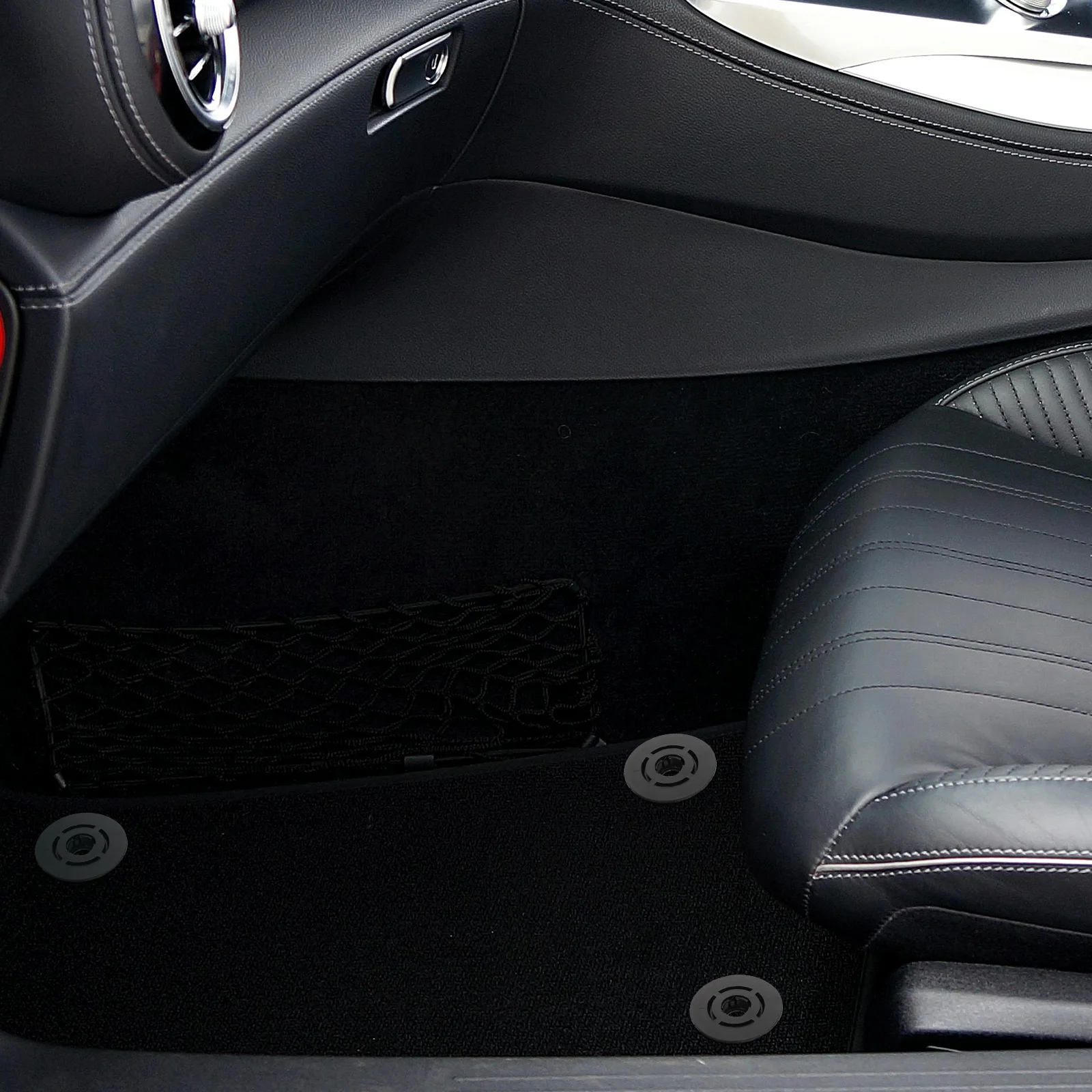 

4Pcs Car Floor Mat Clips Retainers Easy to Install Durable Plastic Universal Holder Floor Mat Retainer Car Carpet Clips