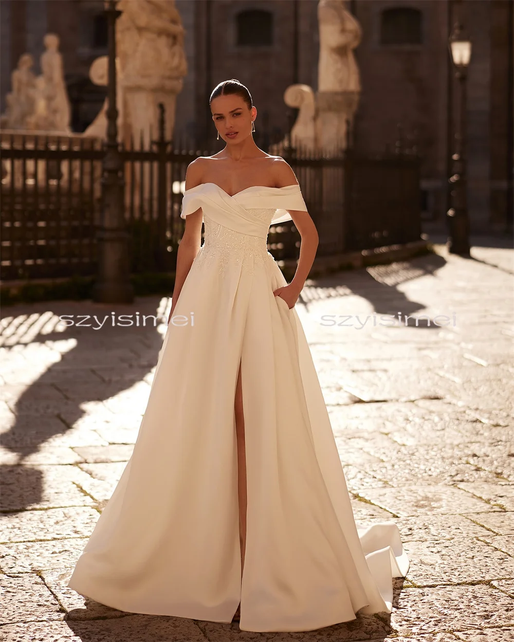 Customized Wedding Dresses Off Shoulder Lace Appliques White Wedding Gowns Split Sweep Train Party Bride Dresses robe de mariée