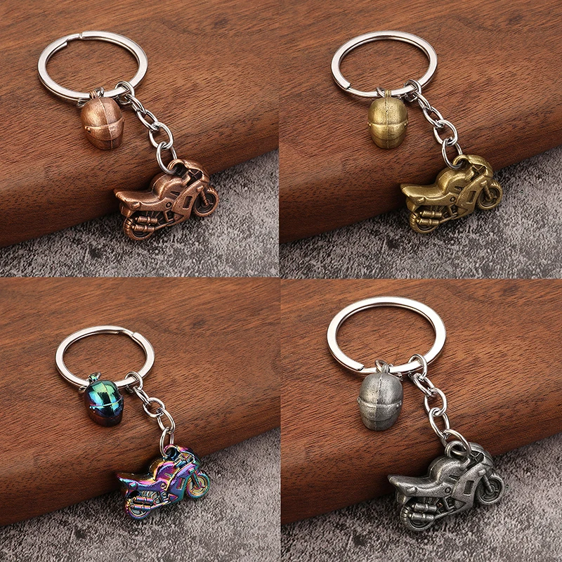 Simulated Heavy Motorcycle Helmet Keychain Fashion New Motor Keychain Metal Motocross Car Key Ring Key Ring Gift Wallet Accessor