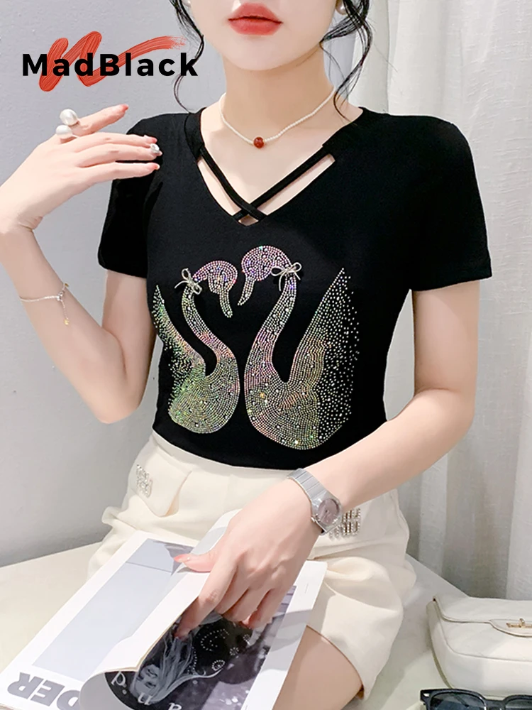 

MadBlack European Clothes Tshirts Women Sexy V Neck Swan Hot Drill Slim Cotton Tops Short Sleeve Tee S-3XL Summer T46542JC