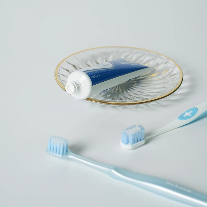 

Keleek Salt white stain removal toothpaste Fresh oral cavity multi effect gum protection repair family pack 7pcs