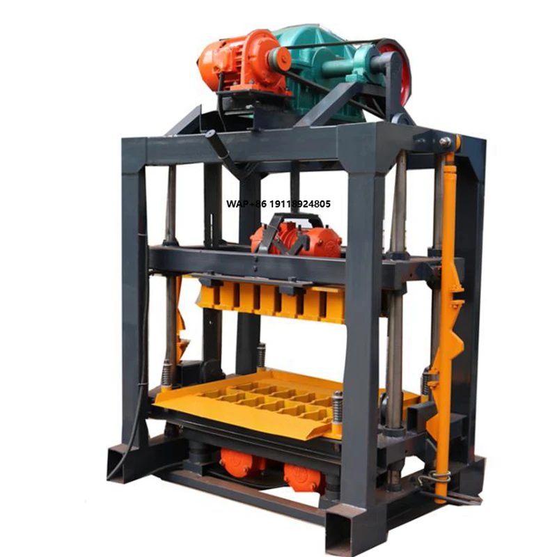 Six-hole Qtj4-40 Engine Mobile Brick Pavier Machinery Auto Hollow Block Cement Making Machine for Sale