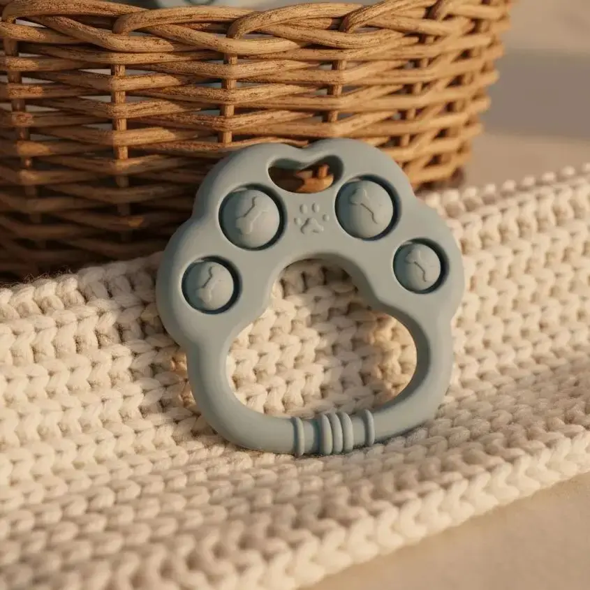 

1pk Lightweight Silicone Remote Teether for Baby, Easy-to-Hold Teething Toy 0-12M, Safe Sensory Molar Relief Toy Non-Toxic