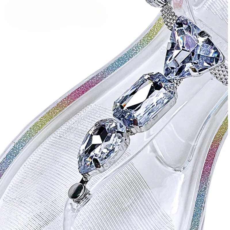 Summer Flat Women Sandals Rhinestone Fashion Crystal Female Beach Flip Flops Breathbale Big Size Outdoor Footwear Woman Shoes