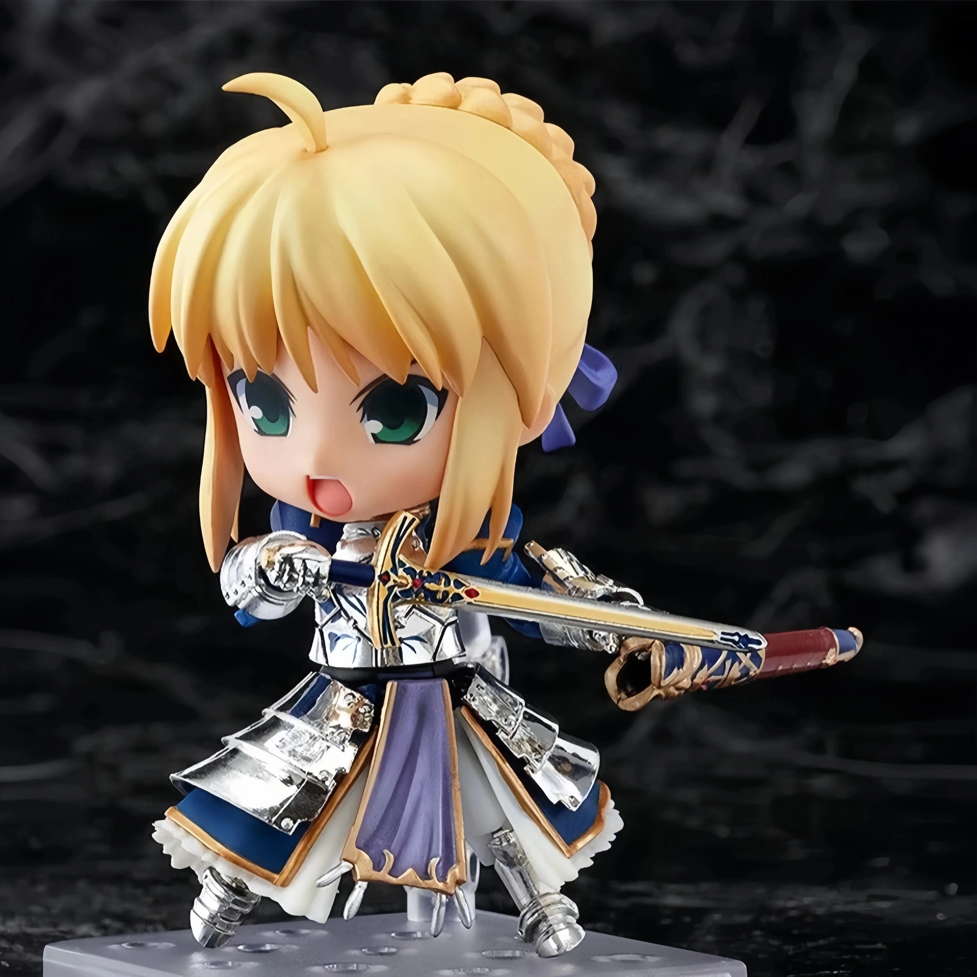 Fate Stay Night Action Figures Altria Pendragon King Arthur Cute Q Version Anime Figure Collect Decoratio Figurine Toy Gift