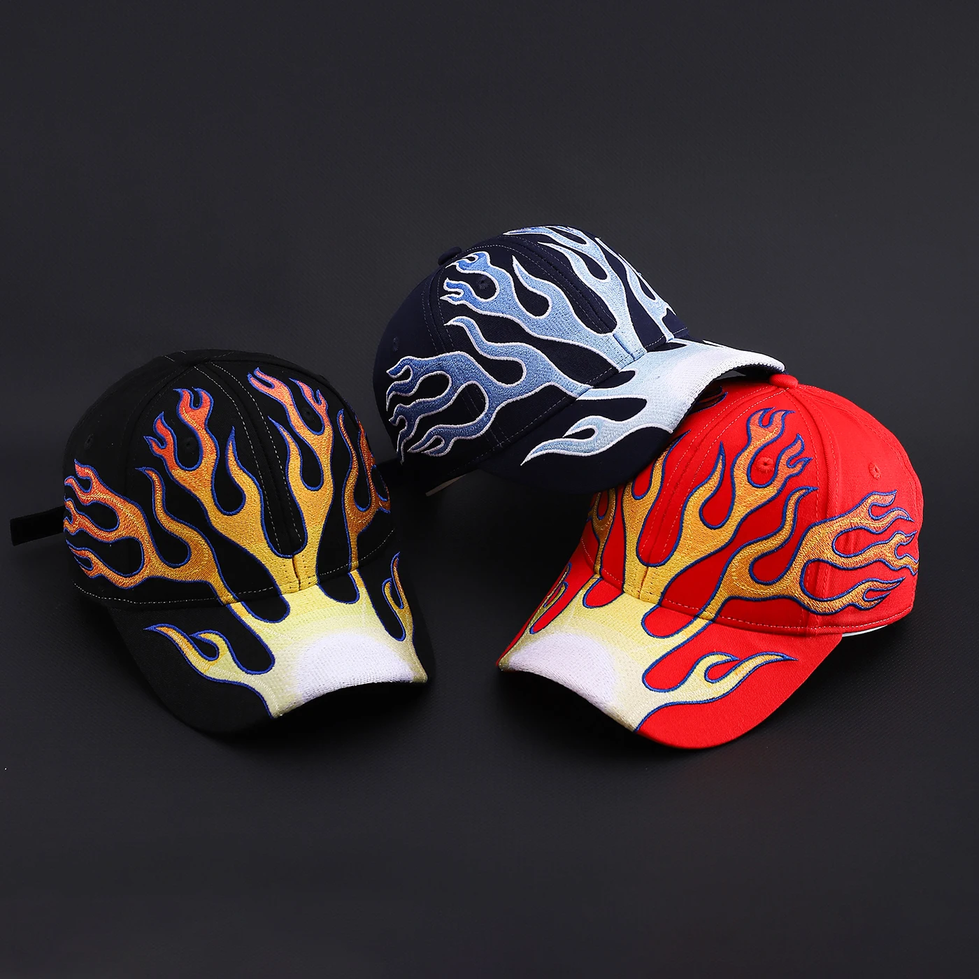 Personalized Trendy Flame Embroidery Baseball Cap - Suitable for Both Men and Women. Sporty, Casual, Hip-Hop Style. Multi-Color